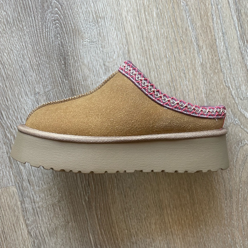 UGG Tasman Platform